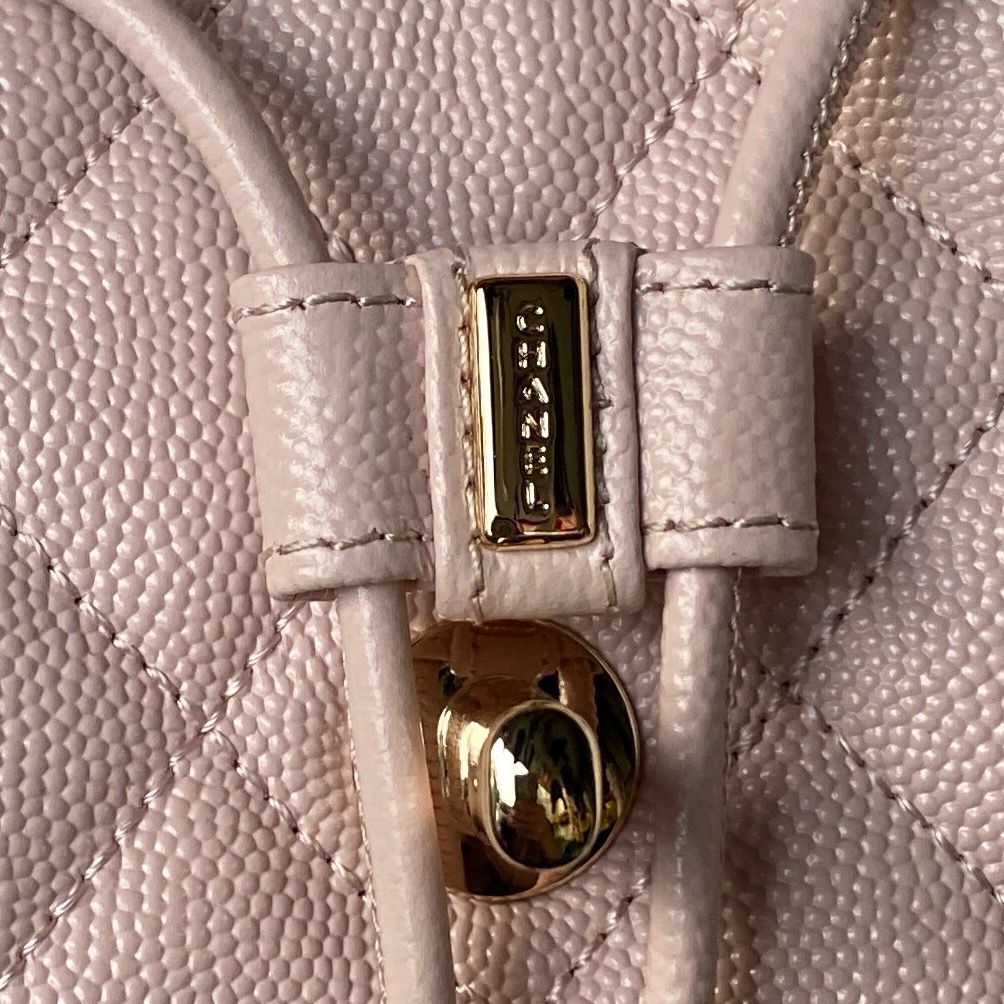 CHANEL Backpacks  Grain-embossed shiny calf leather with gold-coloured metal Light pink -AS4058