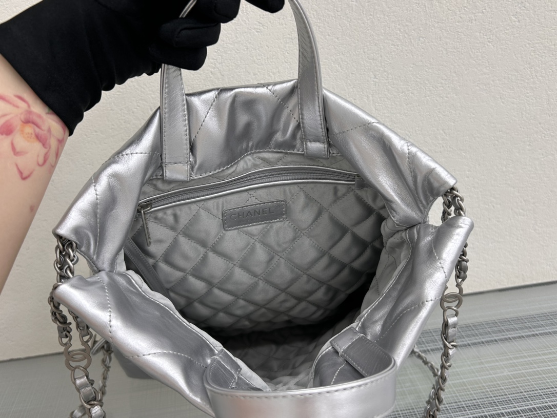 CHANEL Backpacks Shiny Calfskin & Gold-Tone Metal Silvery- AS3859