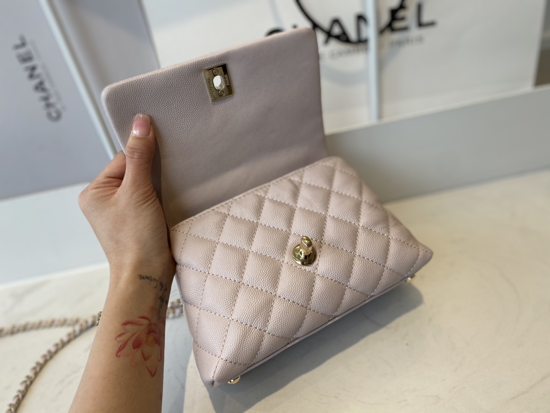 CHANEL Mini flap bag with handle Grain embossed calf leather with gold coloured metal pale gold-AS2215