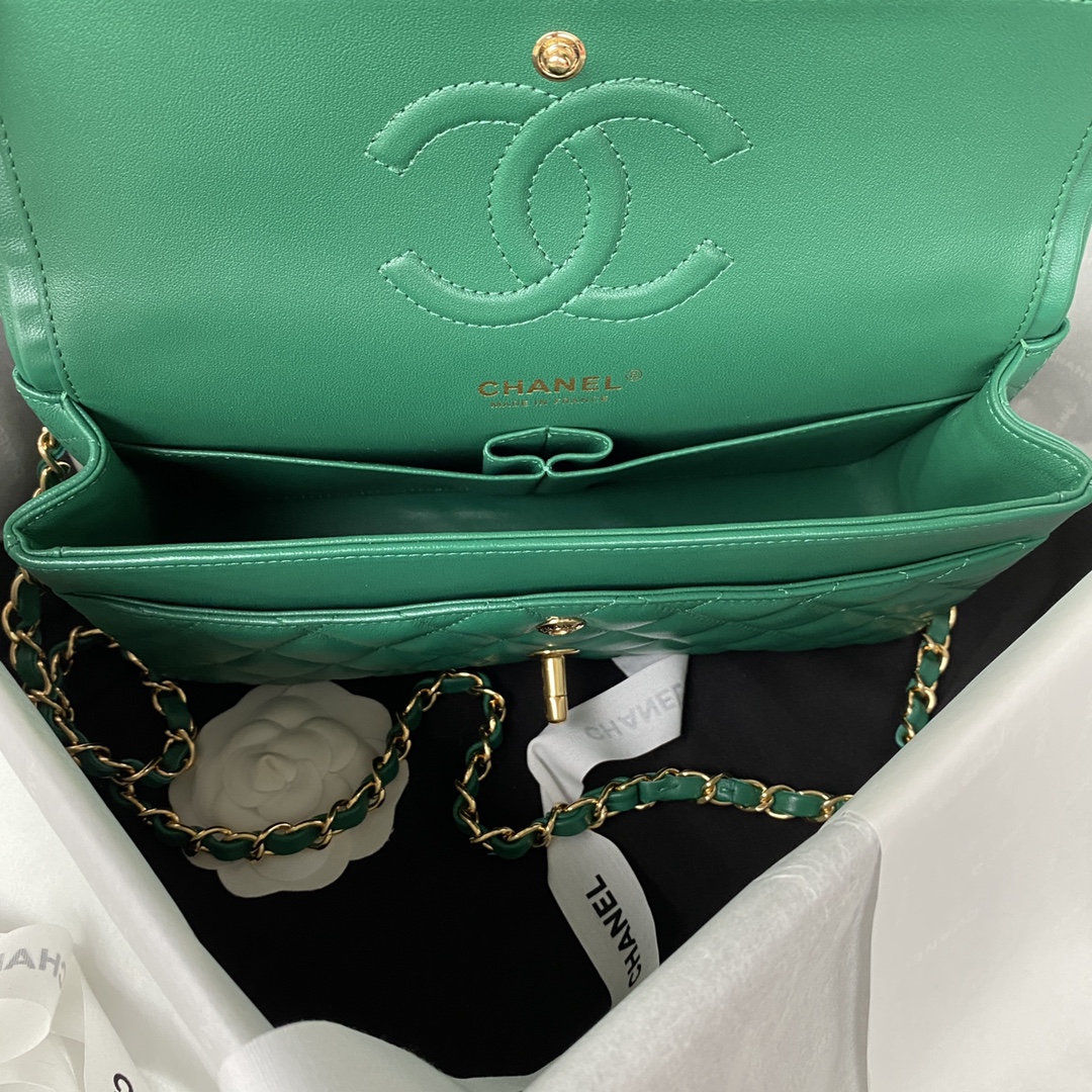 CHANEL CLASSIC 11.12 HANDBAG Lambskin & Brown Metal Green2-A01112