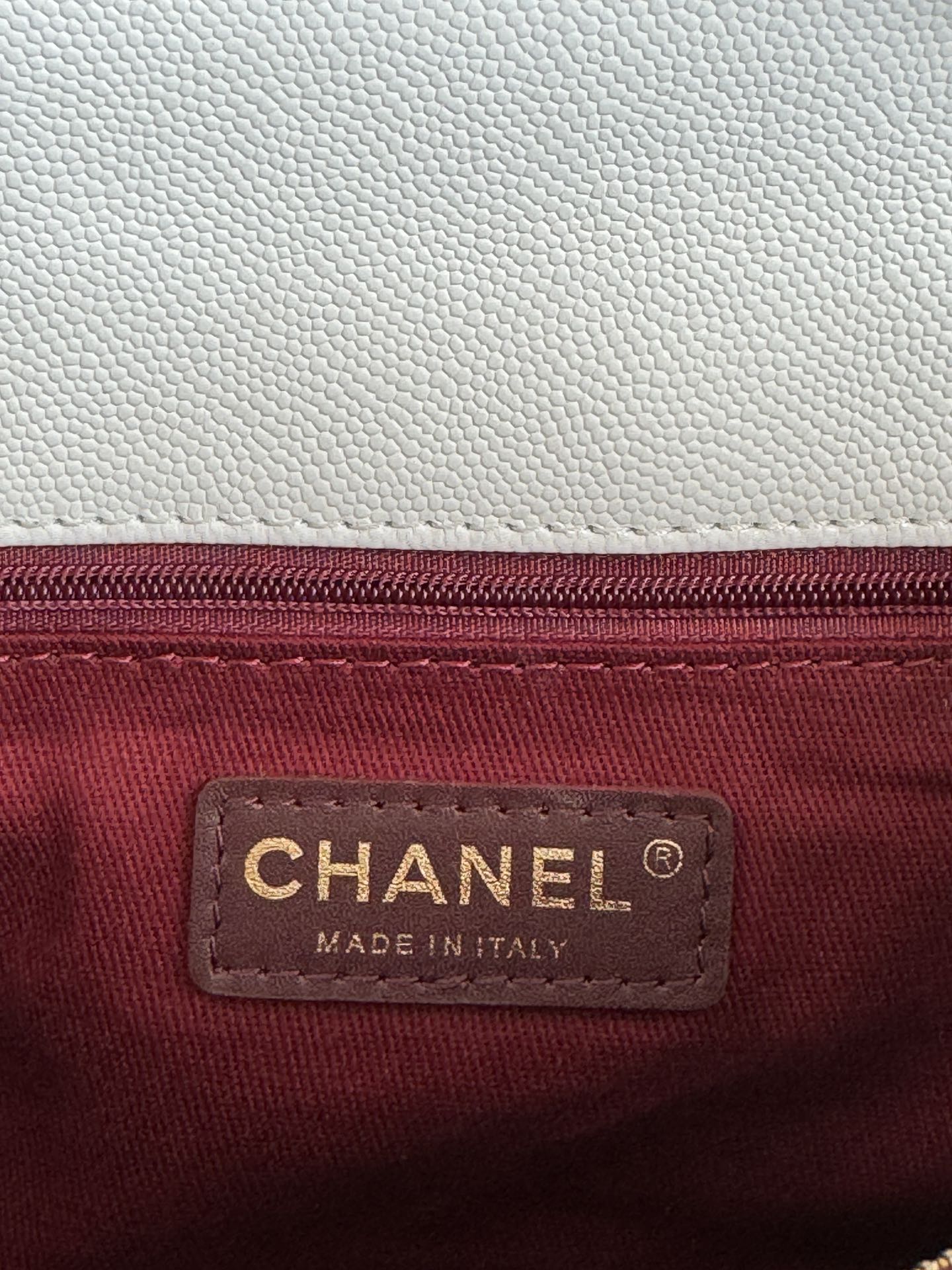 CHANEL Large Flap Bag With Top Handle ﻿White-A92991