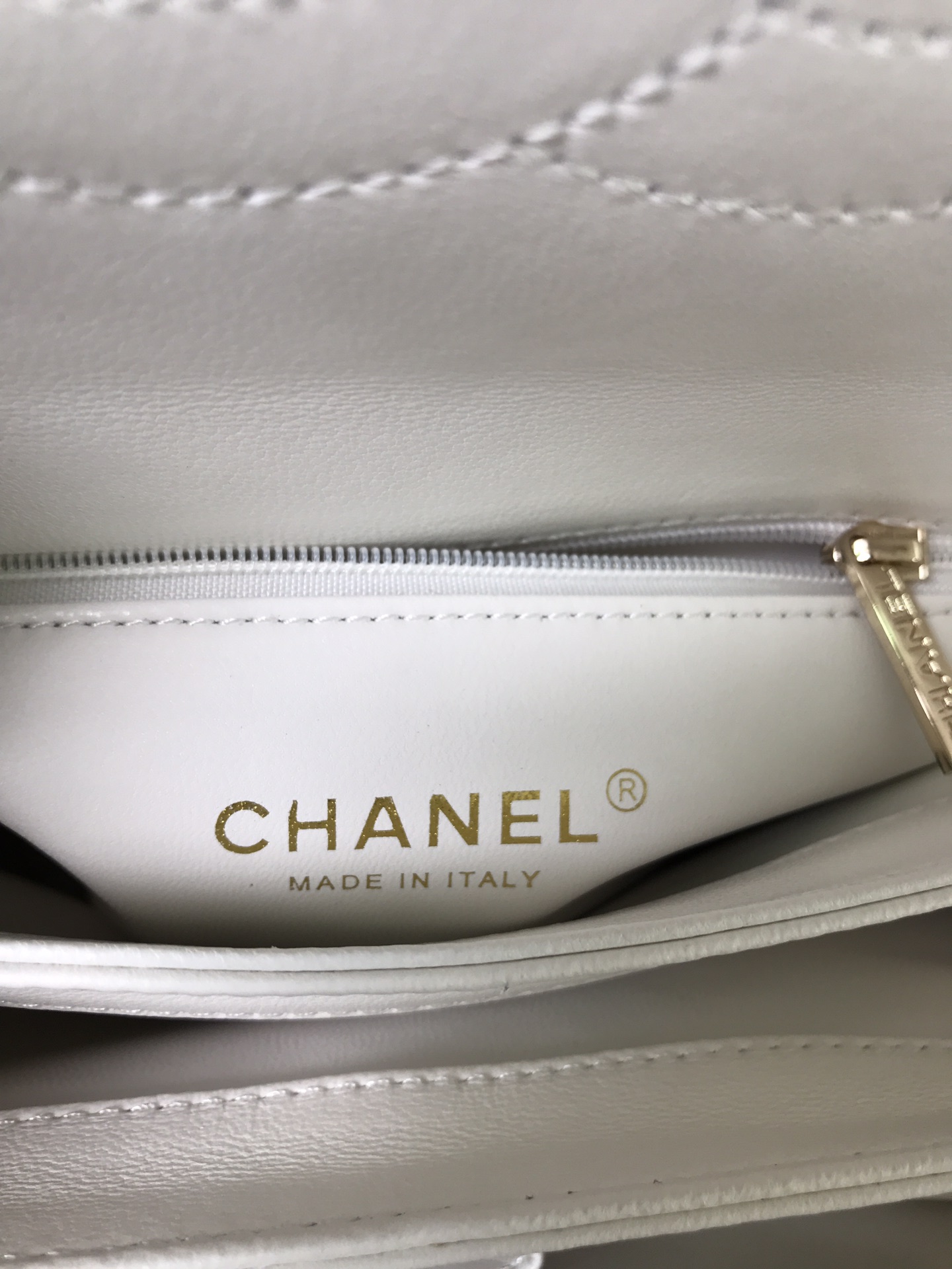 CHANEL Flap Bag With Top Handle Lambskin White-A92236