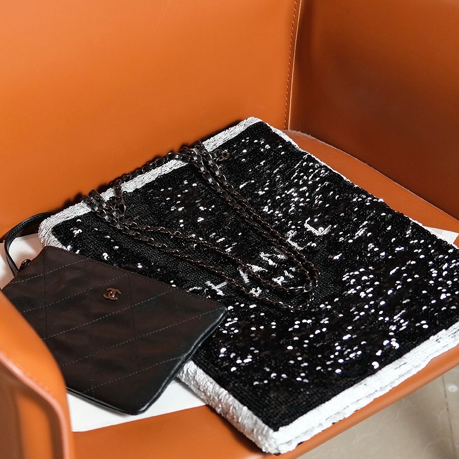 CHANEL Shopping Bag Black- AS4856