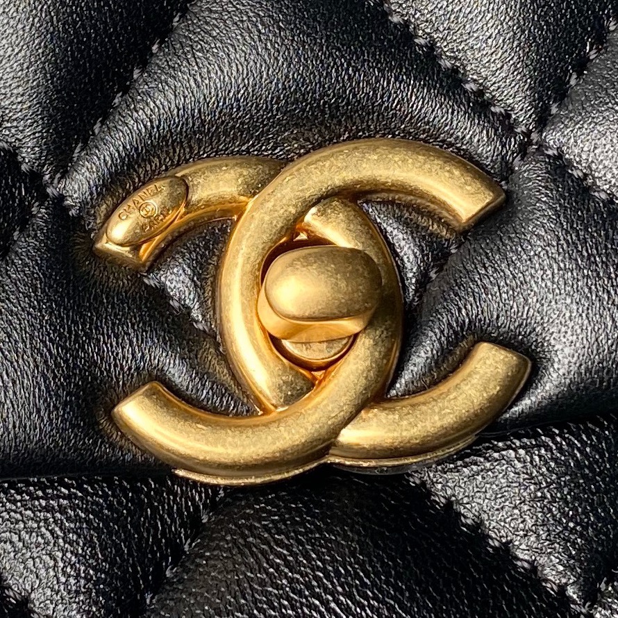 CHANEL Mini Flap Bag with Top Handle Black-AS5001