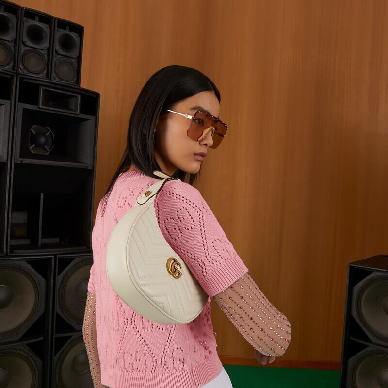 GG Marmont Half-moon-shaped Mini White Bag