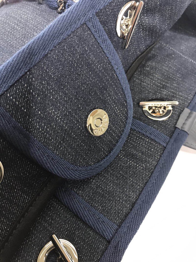 CHANEL Medium Tote Black3- A66941