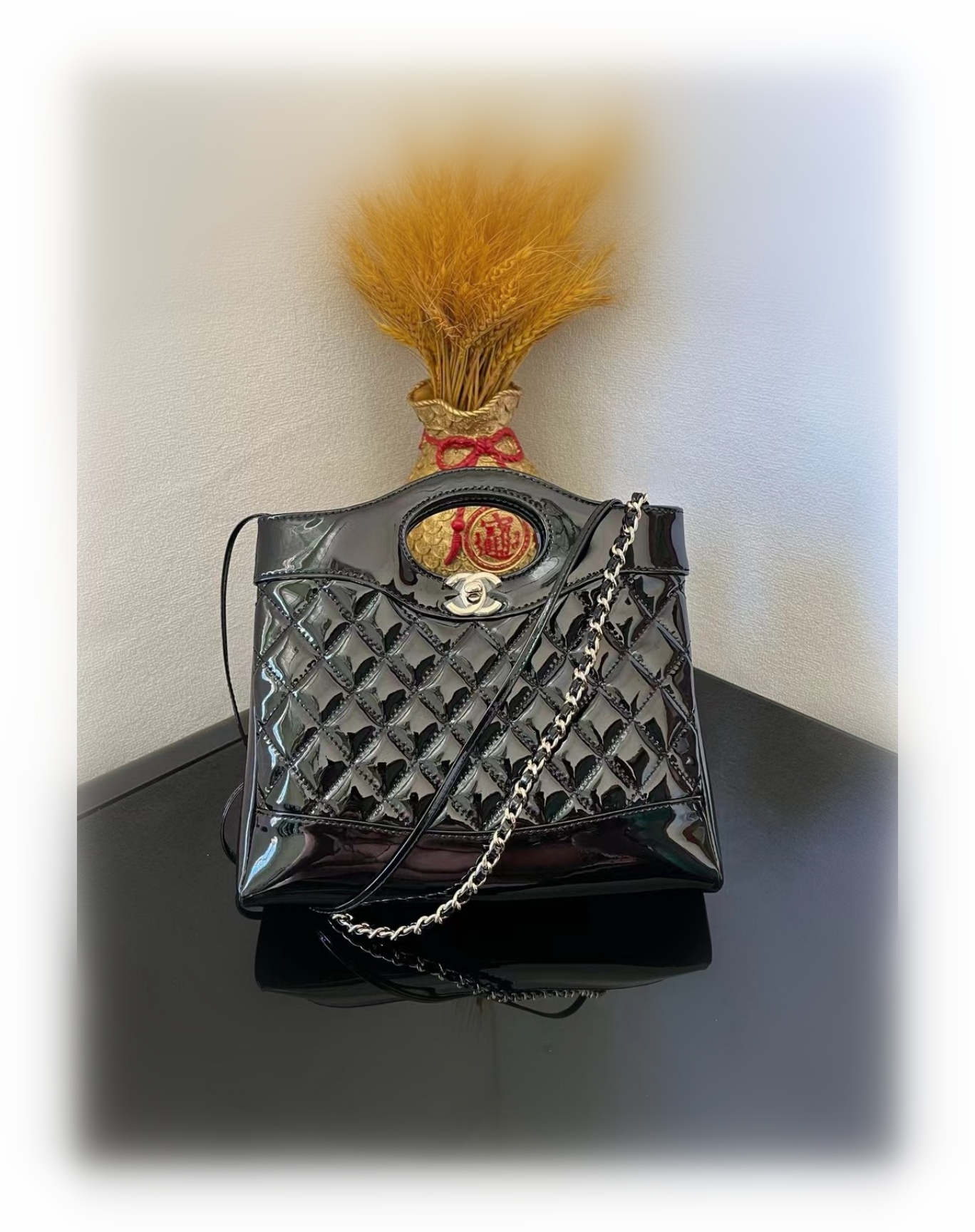 CHANEL 31 Mini Shopping Bag Lacquer Black-AS4133