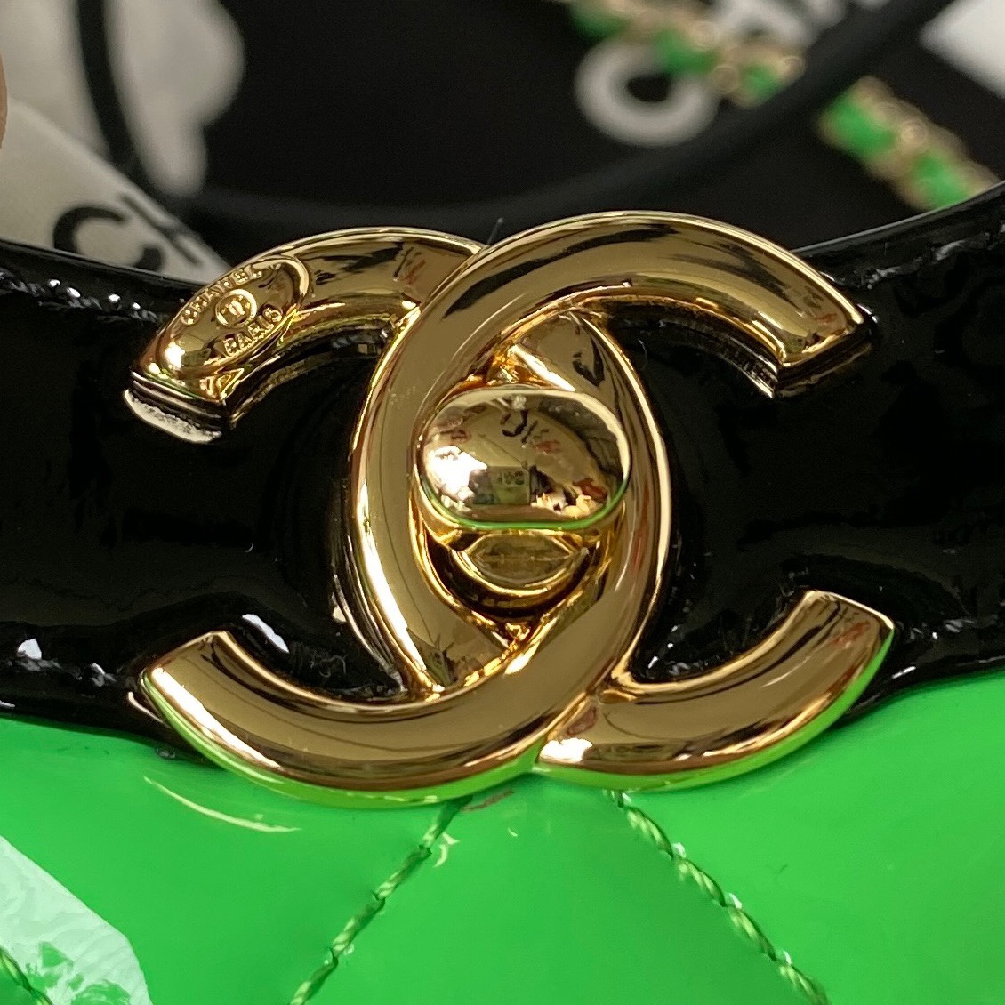 CHANEL 31 Mini Shopping Bag Lacquer Green-AS4133