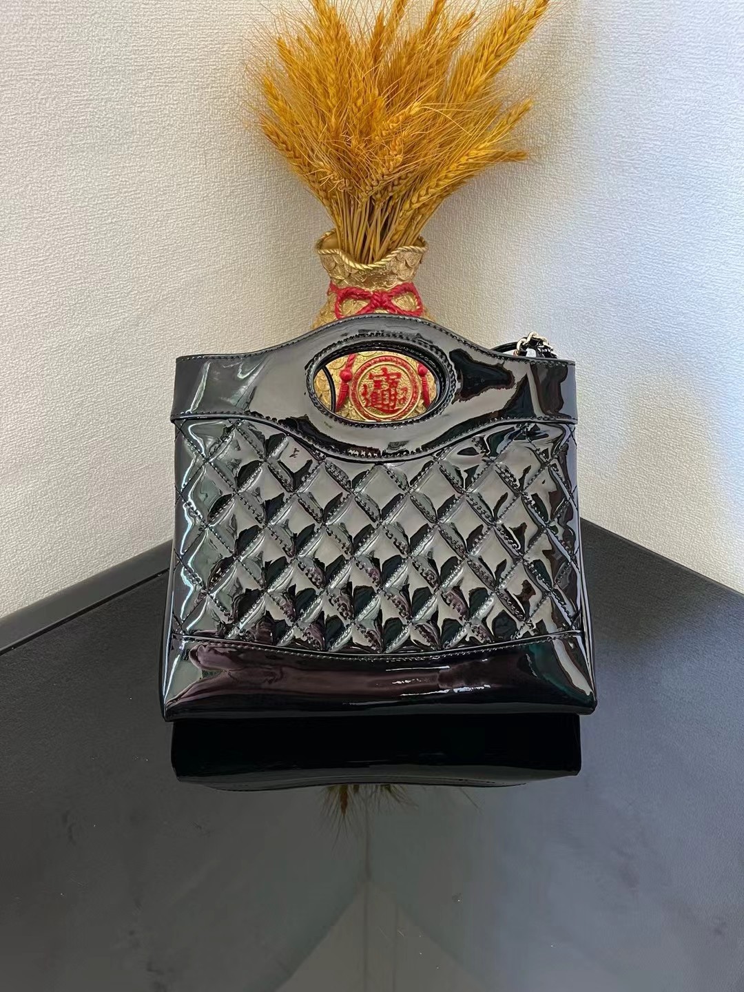 CHANEL 31 Mini Shopping Bag Lacquer Black-AS4133