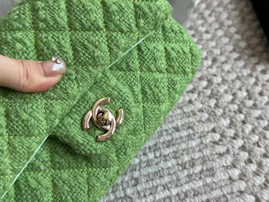 CHANEL CLASSIC 11.12 HANDBAG Lambskin & Brown Metal Green-A01112