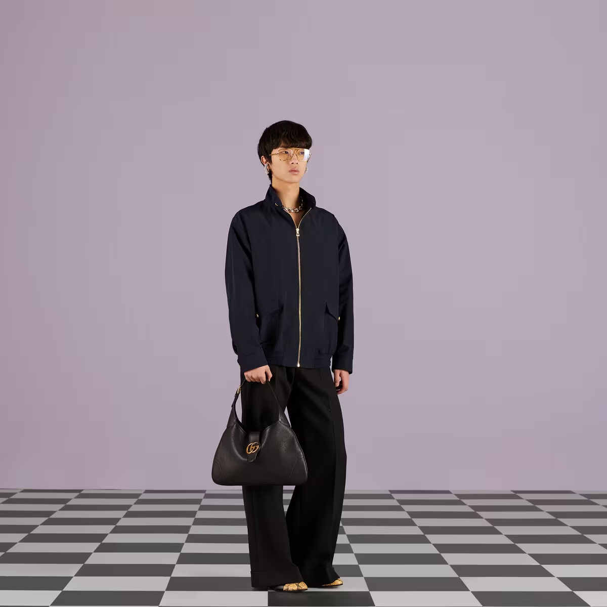 Aphrodite medium shoulder bag