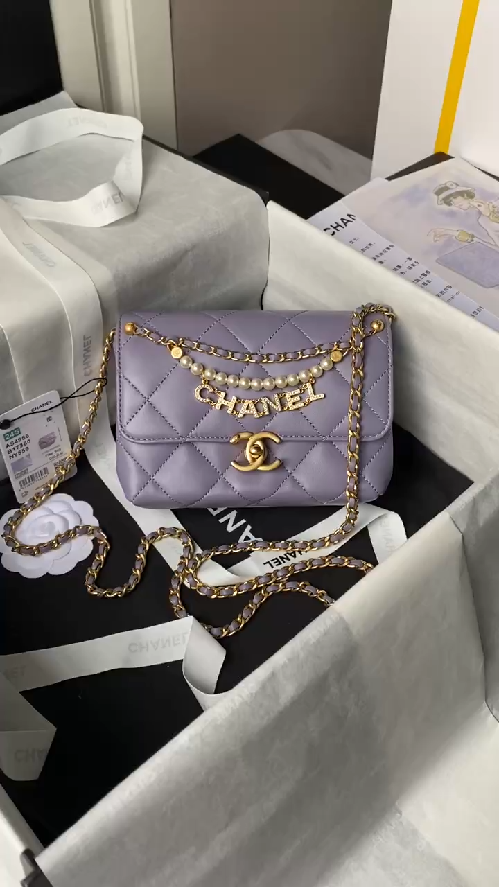 CHANEL Mini flap bag Shiny lambskin, faux pearls and gold coloured metal light purple-AS4986