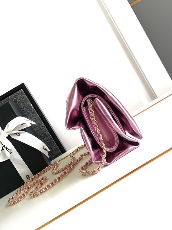 CHANEL Metallic Lambskin & Gold-Tone Metal Pink - AS5129