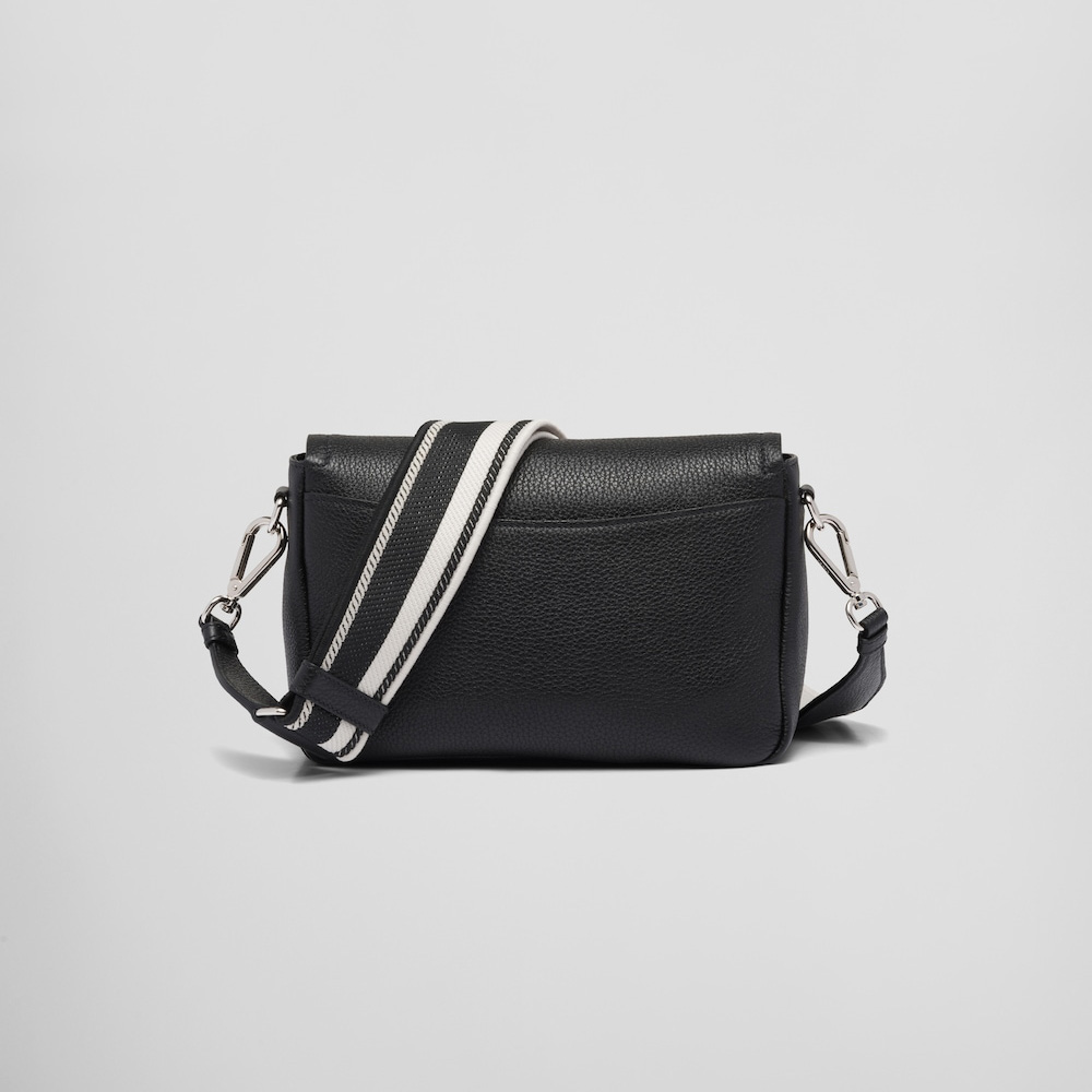 Leather shoulder bag