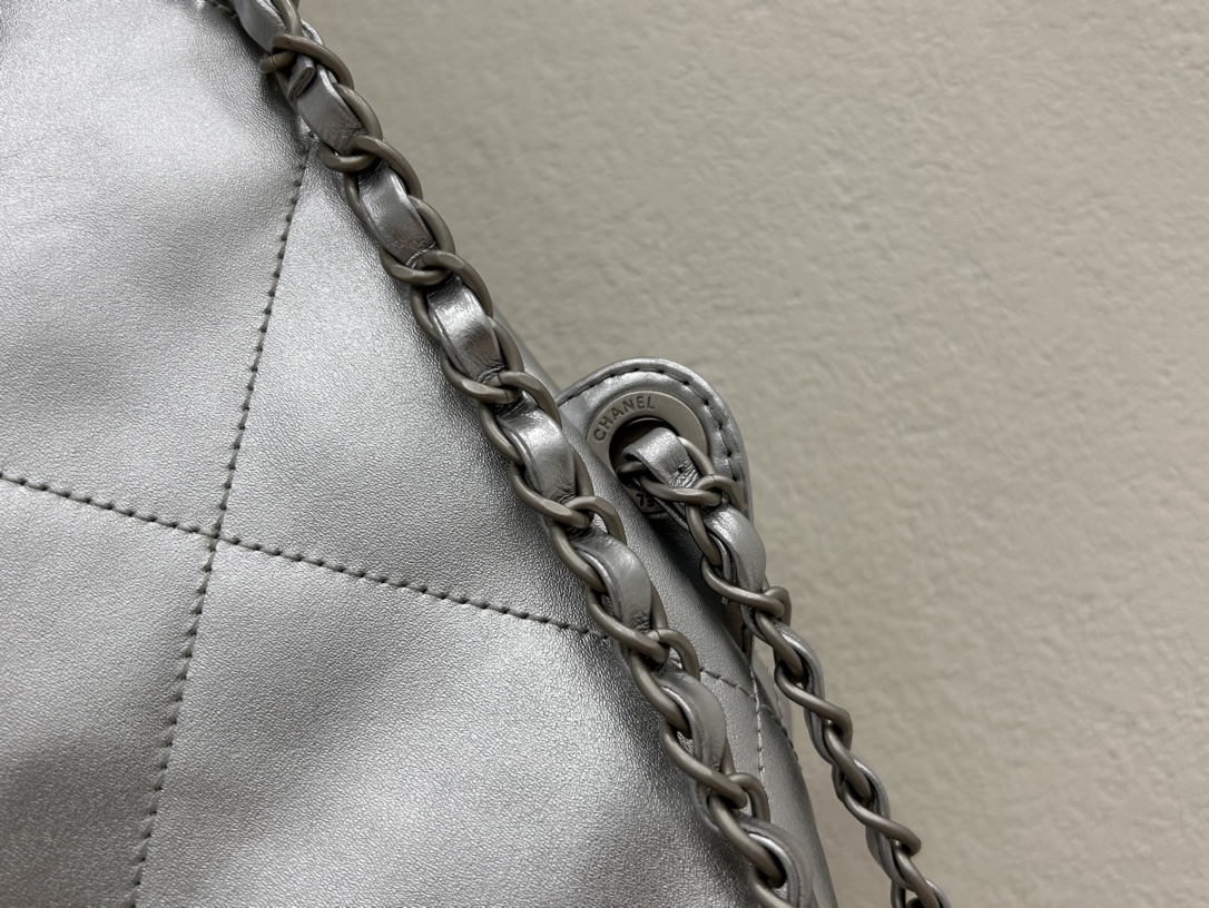 CHANEL Backpacks Shiny Calfskin & Gold-Tone Metal Silvery- AS3859