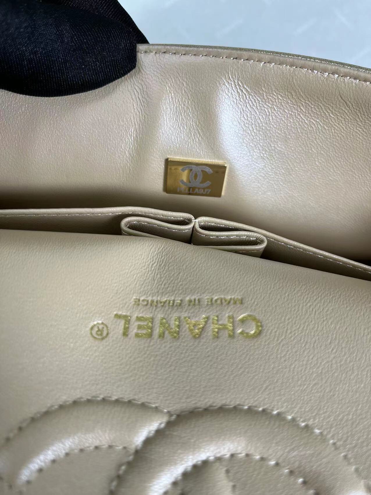 CHANEL CLASSIC 11.12 HANDBAG Lambskin & Brown Metal Gold-A01112