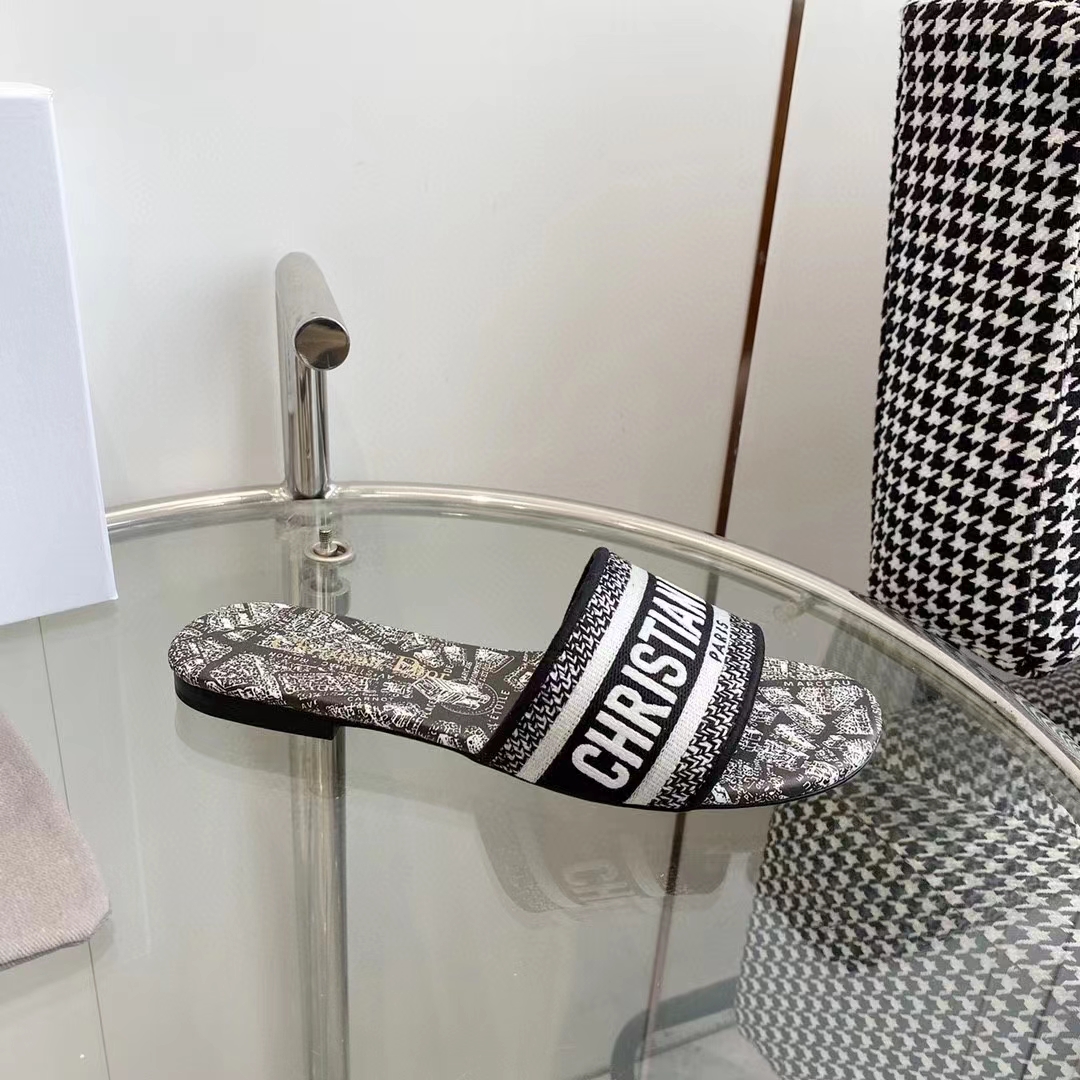 Dior Women CD Dway Slide White Black Embroidered Cotton Plan De Paris