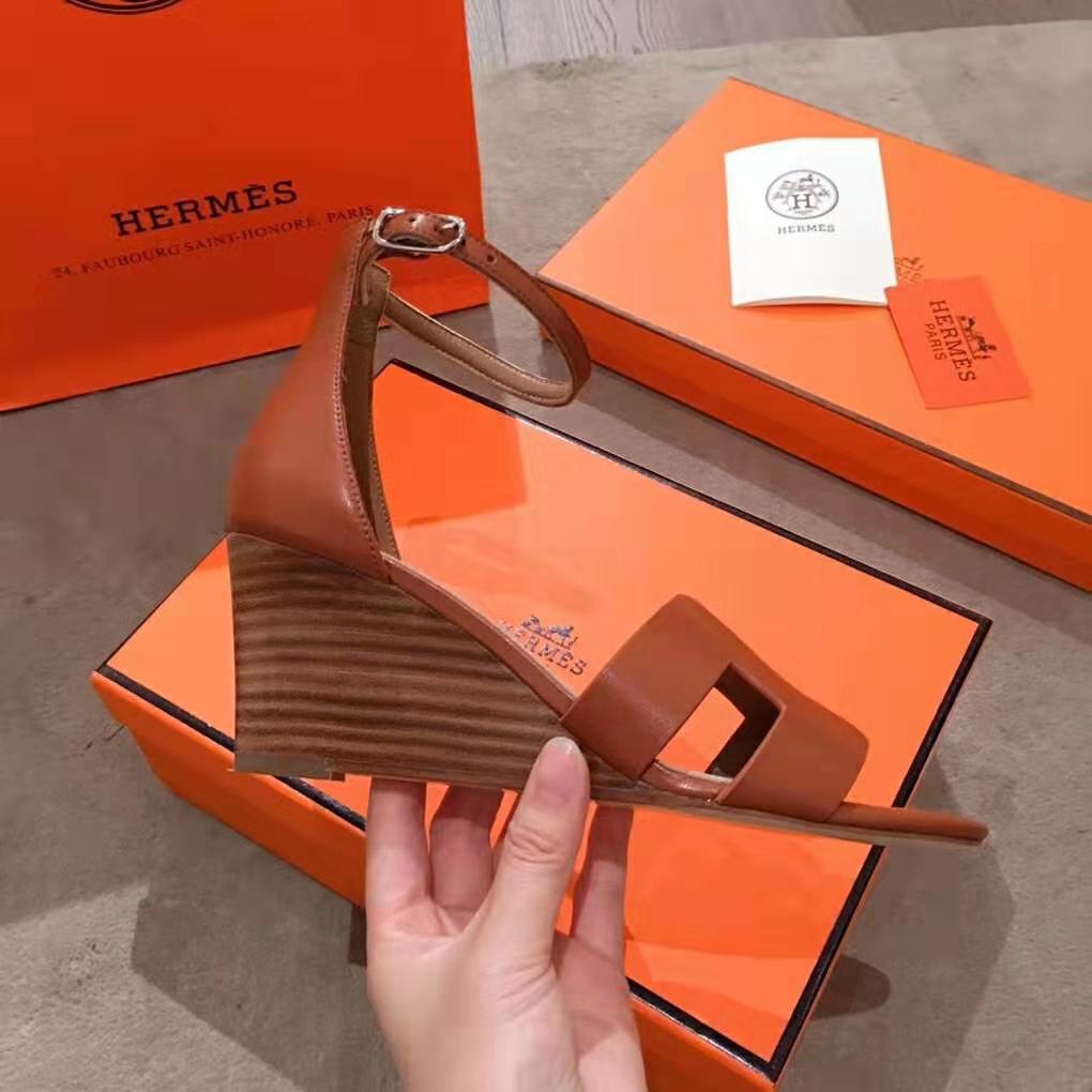 Hermes Women Legend Sandal Calfskin Iconic “H” 7.5 cm Heel-Brown
