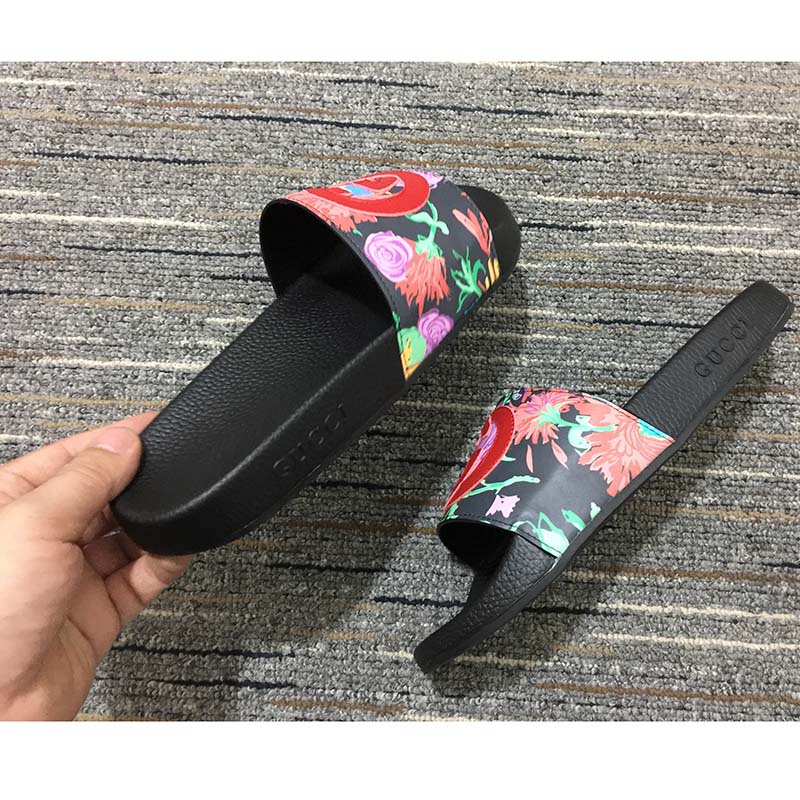 Gucci Women GG Ken Scott Print Slide Sandal Interlocking G Patch Flat