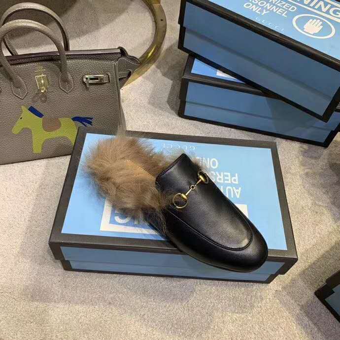 Gucci Women Princetown Leather Slipper with Lamb Wool-Black