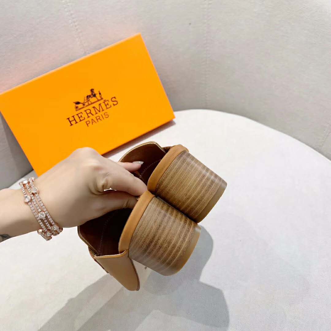 Hermes Women Alma Sandal Calfskin Fringe Detail Palladium Plated “H”-Brown