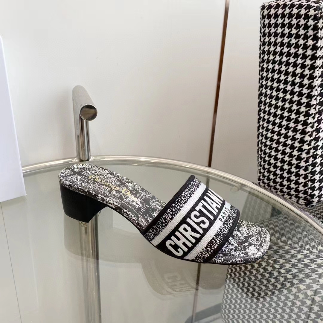 Dior Women CD Dway Heeled Slide White Black Embroidered Cotton Plan De Paris