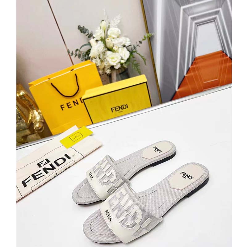 Fendi Women FF Signature Canvas White Leather Slides 1 Cm Heel