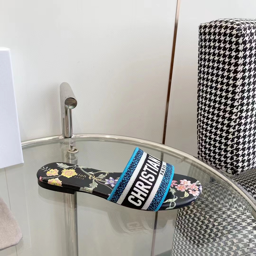 Dior Women CD Dway Slide Black Multicolor Embroidered Cotton Dior Petites Fleurs