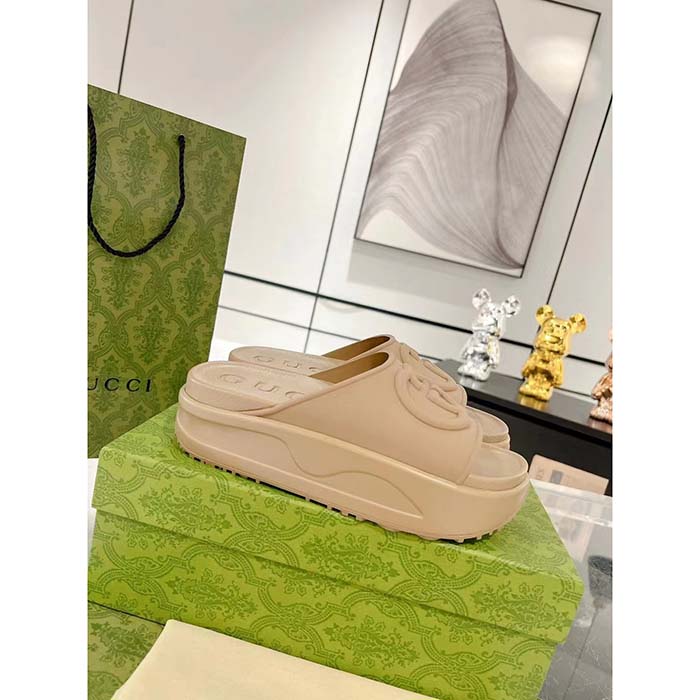 Gucci Unisex Interlocking G Slide Sandal Brown GG Rubber Low 4.3 CM Heel