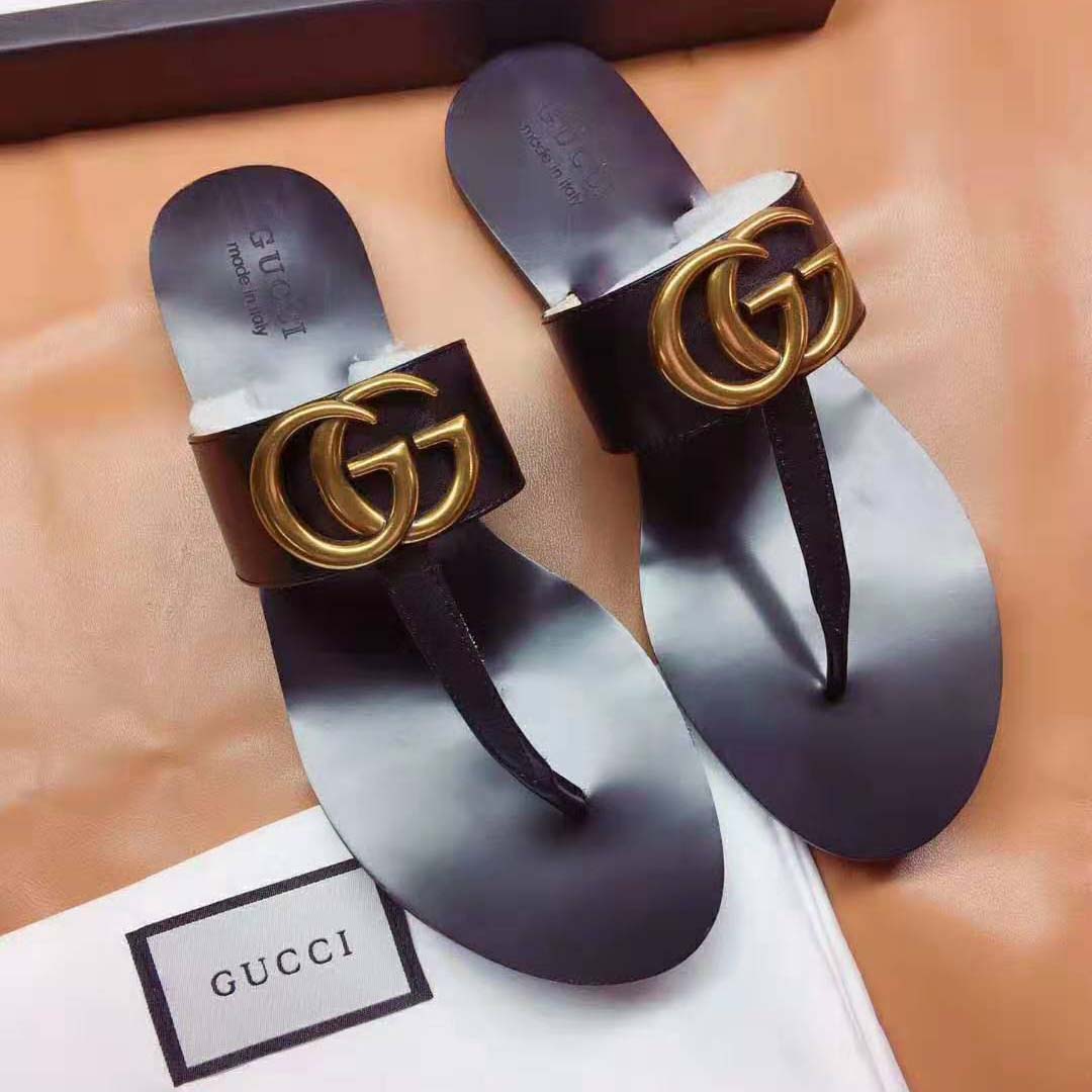 Gucci Men Leather Thong Sandal with Double G-Black