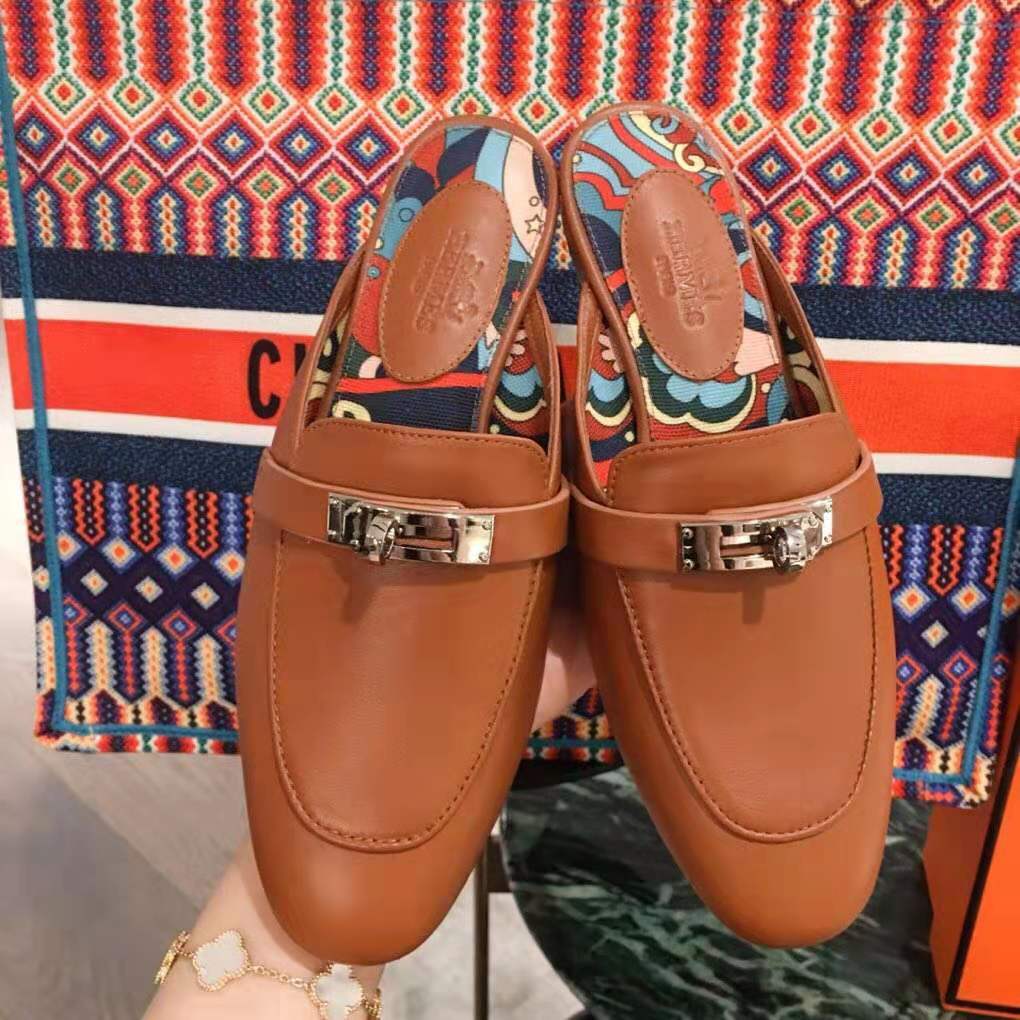 Hermes Women Oz Mule Goatskin “Brides De Gala Shadow”-Brown