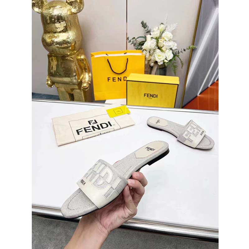 Fendi Women FF Signature Canvas White Leather Slides 1 Cm Heel