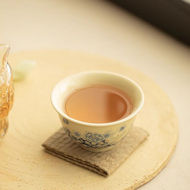 Lan Yun Handcrafted Porcelain Tea Cup for Personal Use