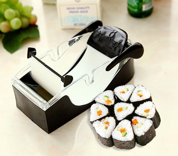 DIY Kitchen Sushi Maker Roller