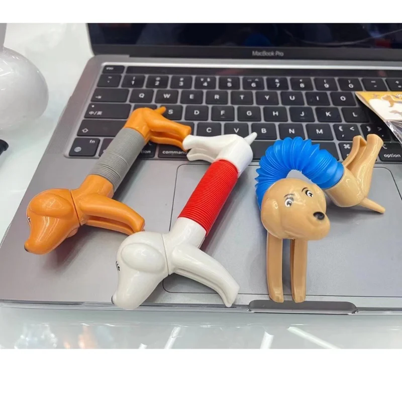 1pcs Anti Stress Funny Changeable Fidget Toy Giraffe LED Telescopic Tube Spring Tube Toy DIY Dog Model Deform Sensory Toys