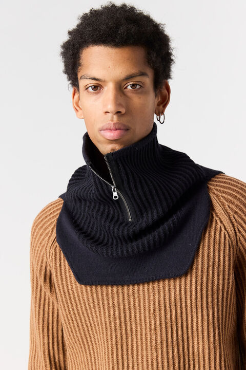 NECKWARMER