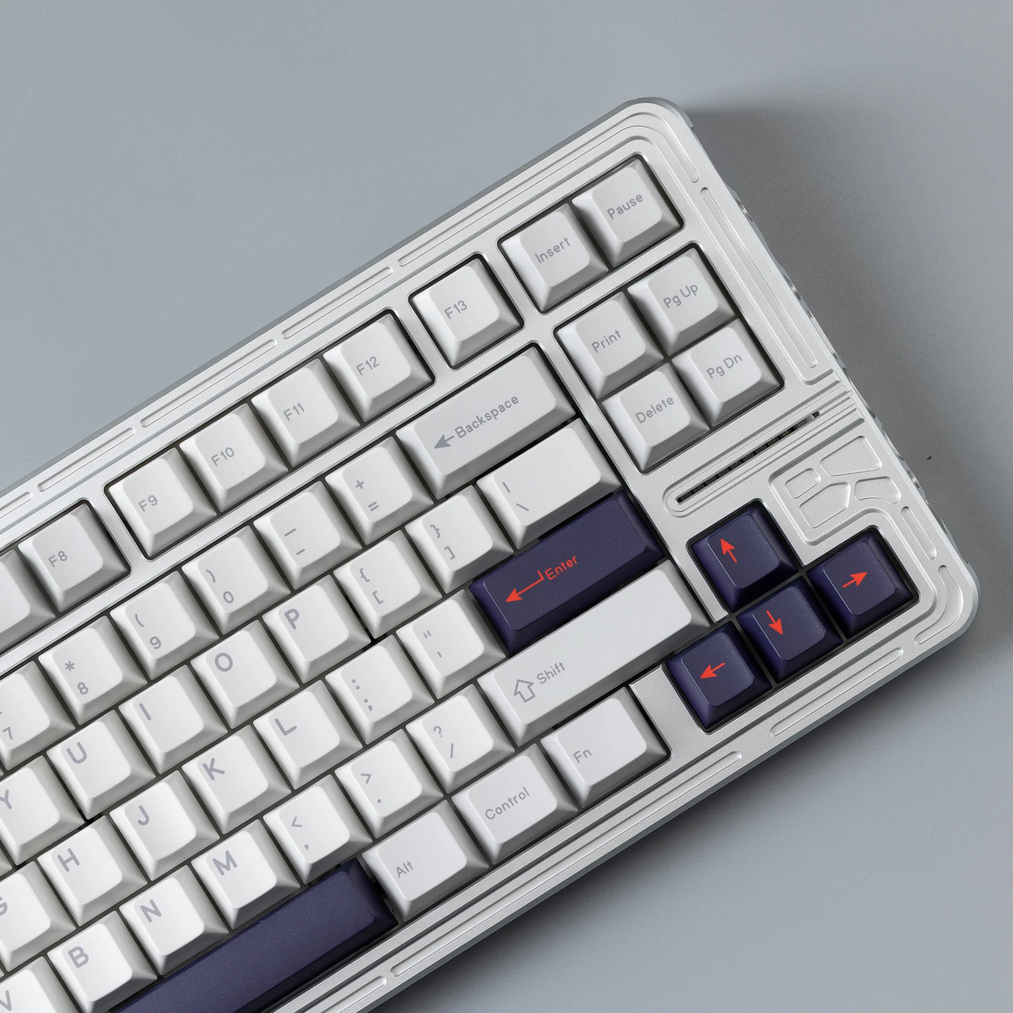 Ready To Use Holy80 Hotswap version with Lucy R2 keycaps