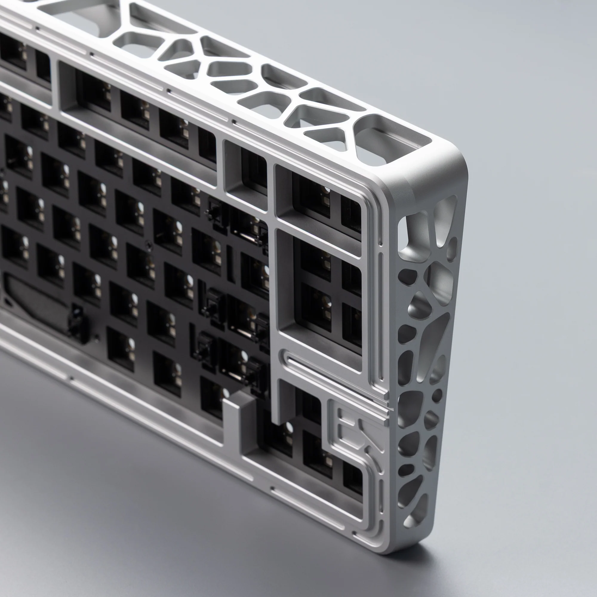 Ready To Use Holy80 Hotswap version with Lucy R2 keycaps