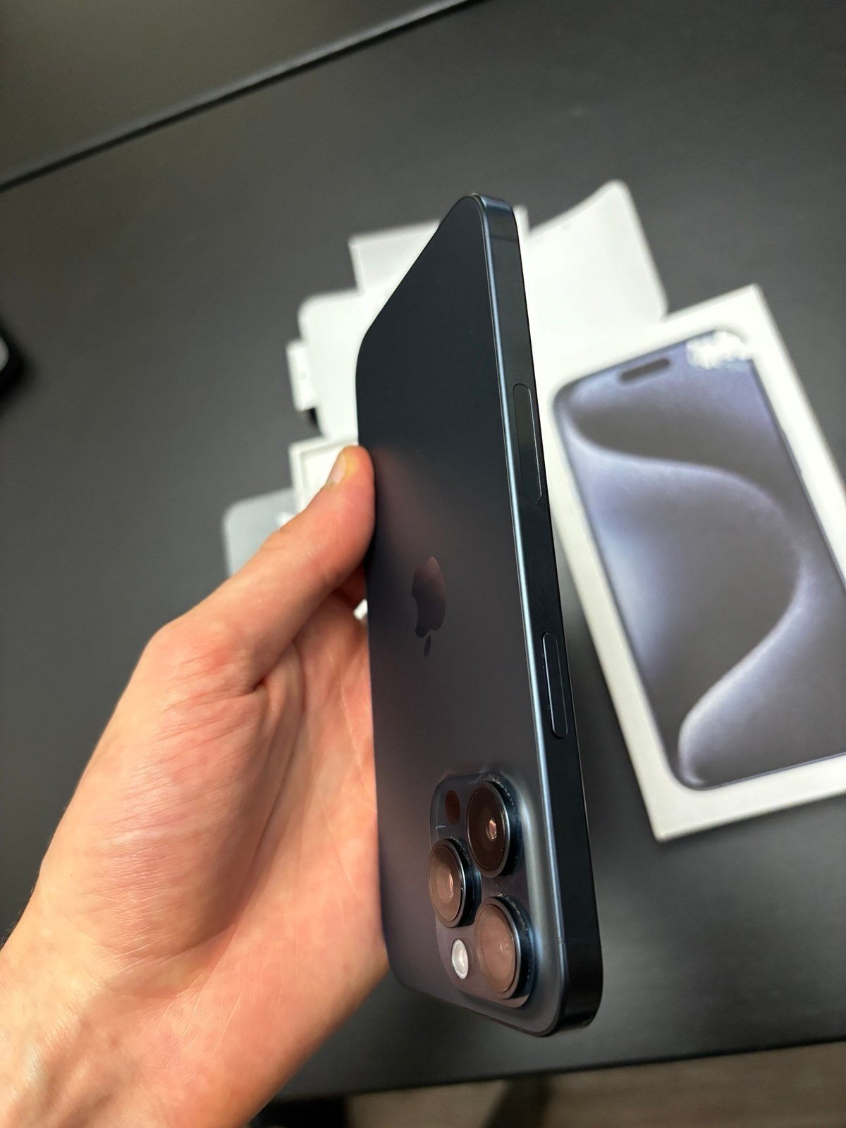 Apple iPhone 15 Pro Max Blue 256GB 100% Battery 1Z88