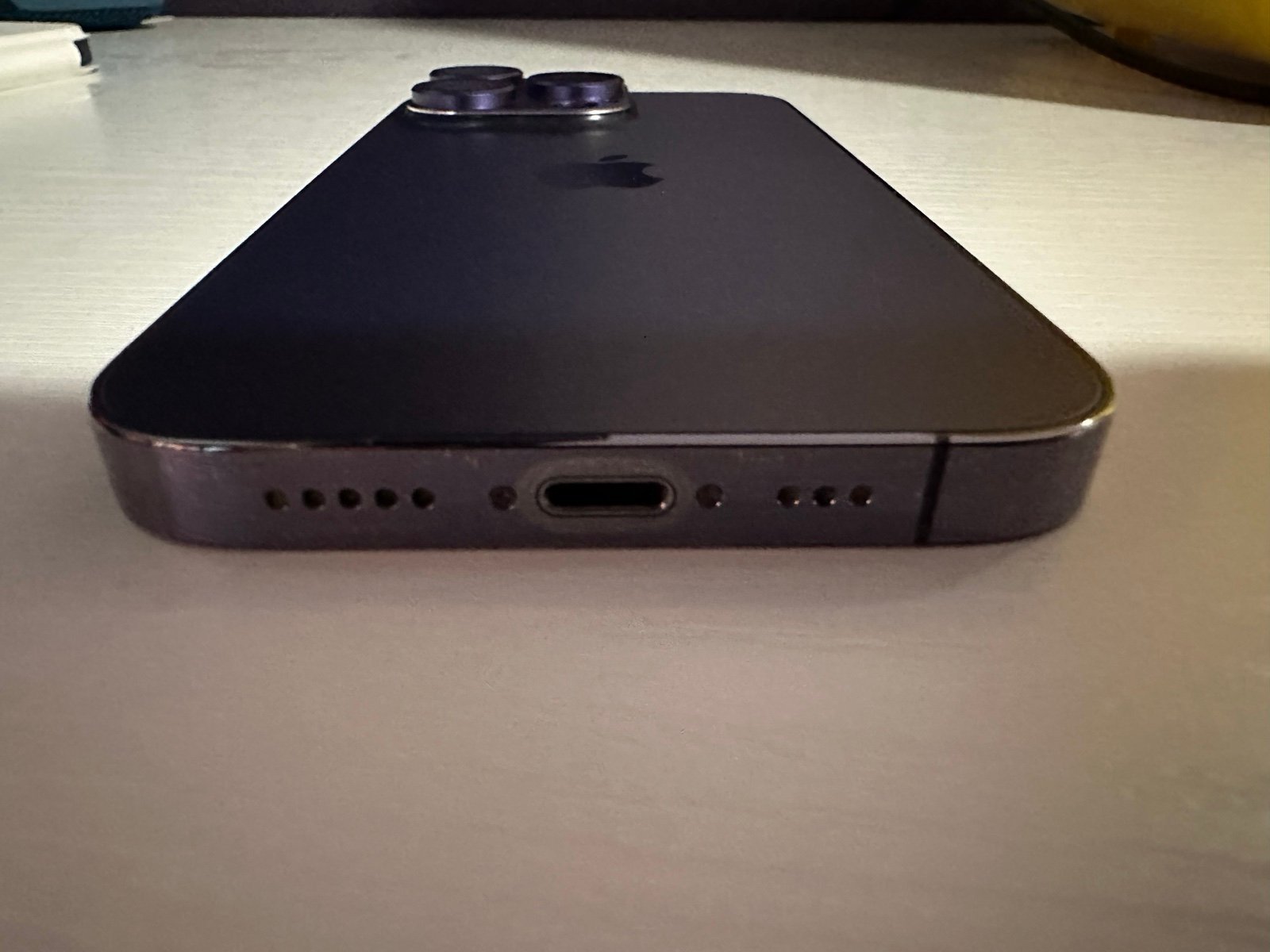 iPhone 14 Pro 256GB Deep Purple AT&T 9F22