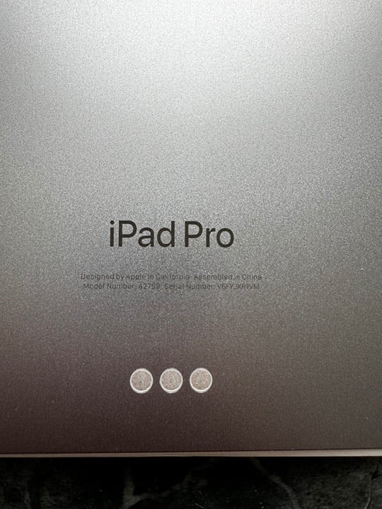 iPad Pro 11-inch 4th Generation (M2) 128GB Space Gray 7D21