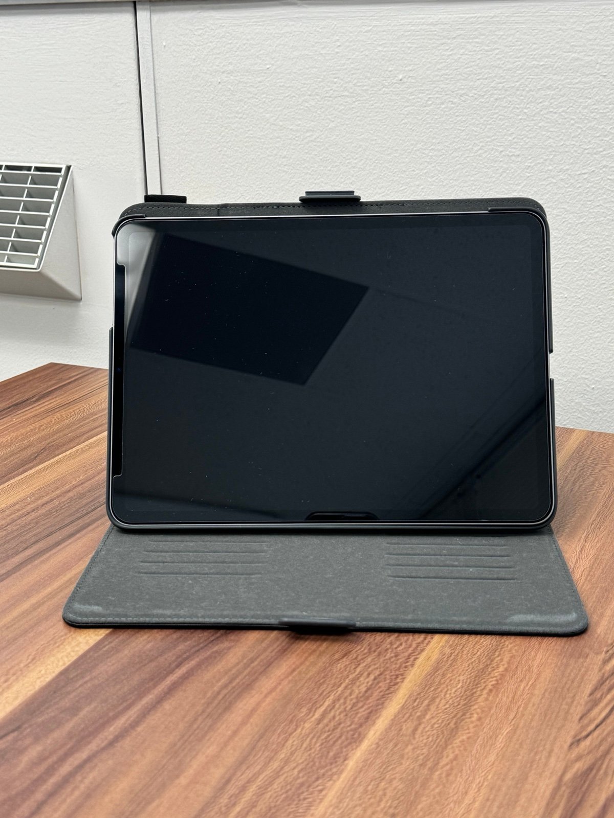 iPad Pro 4th generation 11-inch 128 gb 3Z35