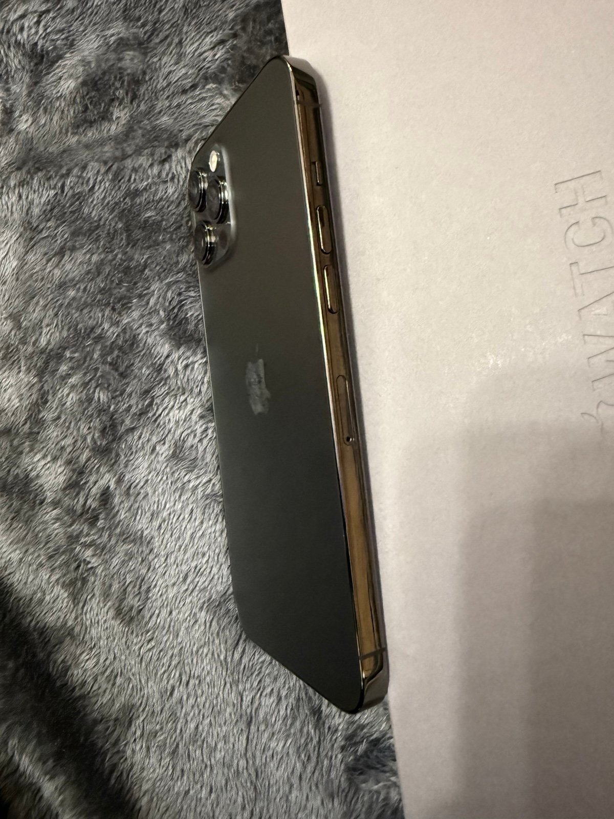 iPhone 12 Pro Max UNLOCKED 6H18