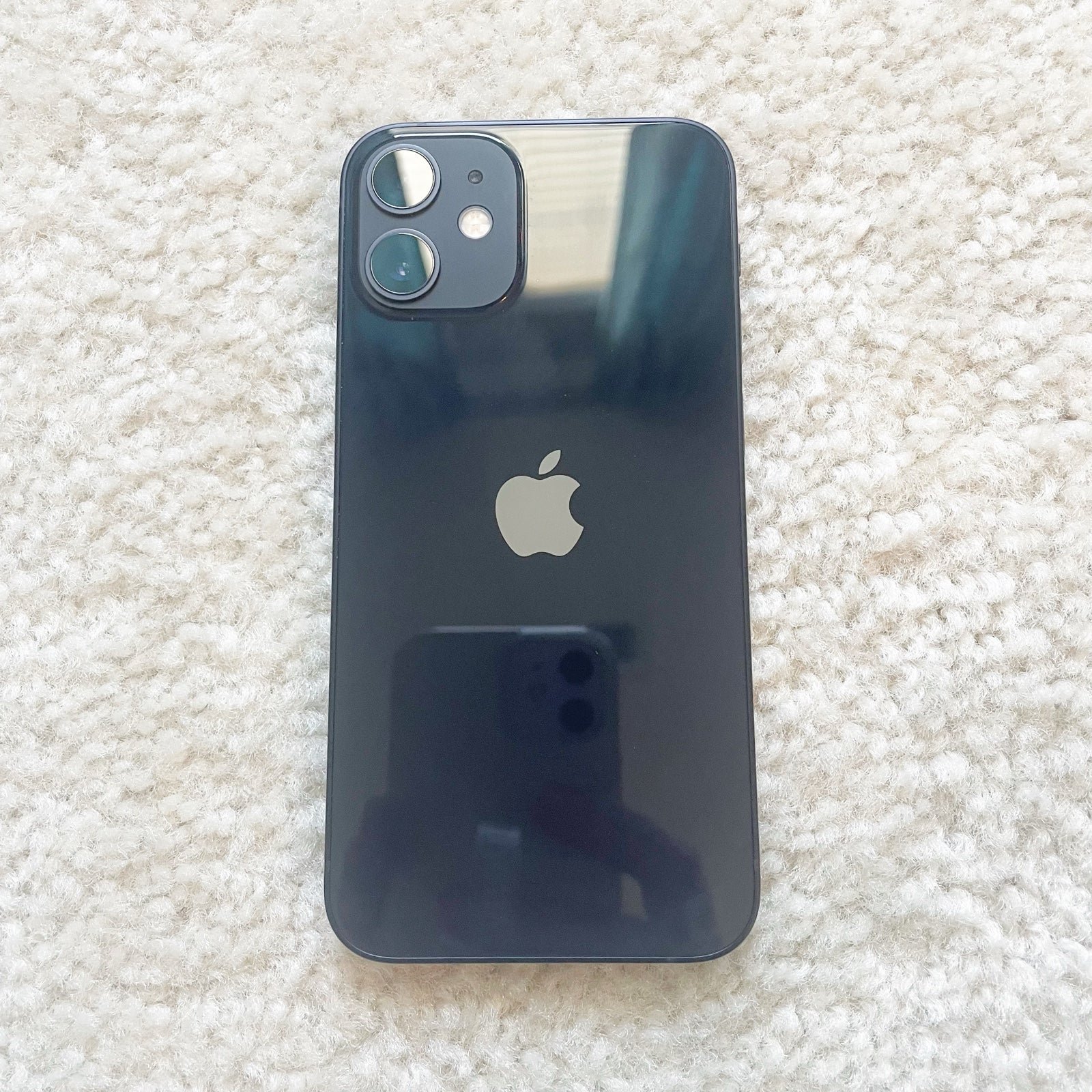 Apple iPhone 12 Mini 256 GB in Black Unlocked 2U58