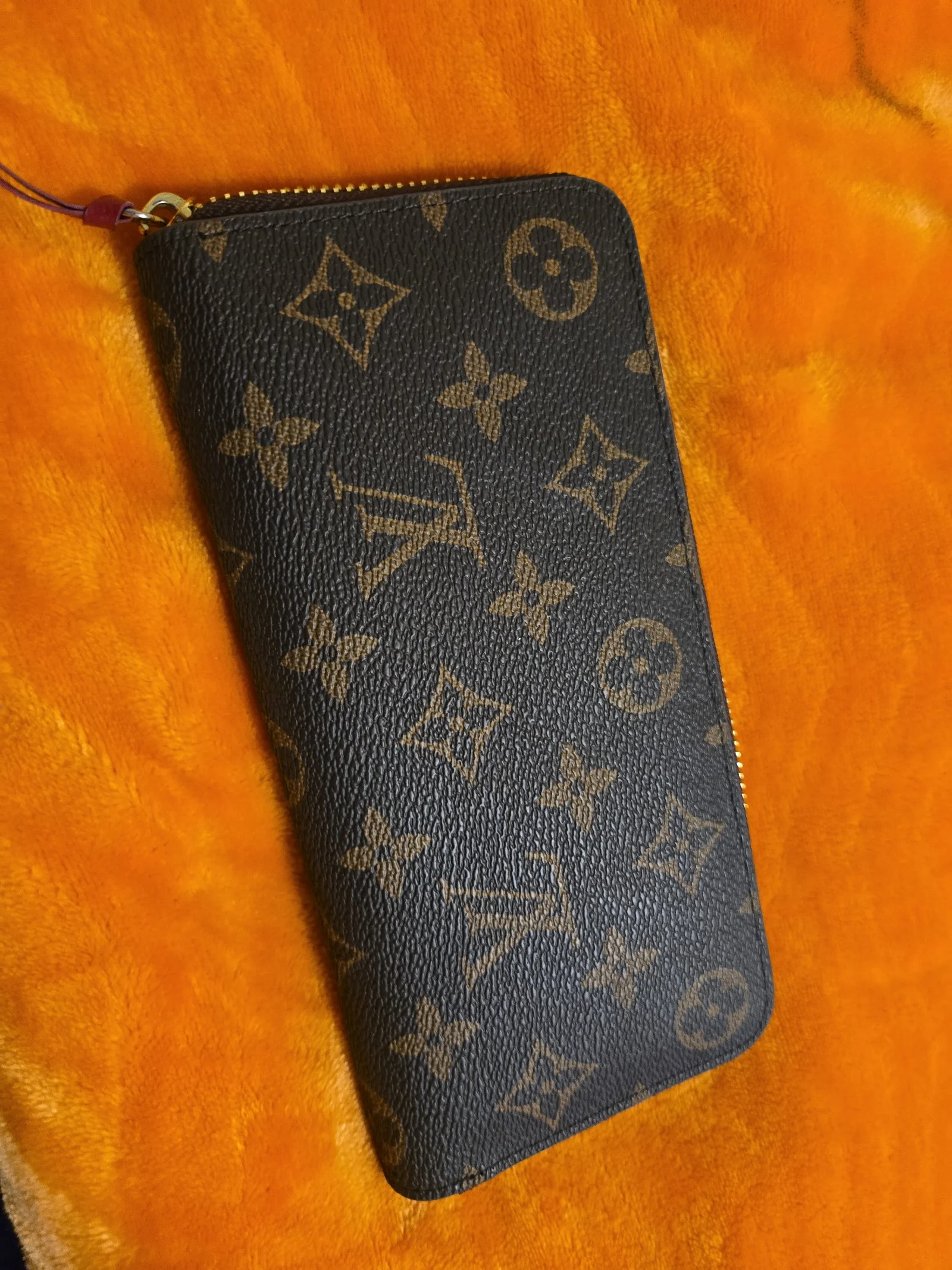 Louis Vuitton LV Zippy Wallet Purse Monogram Fuchsia M60742