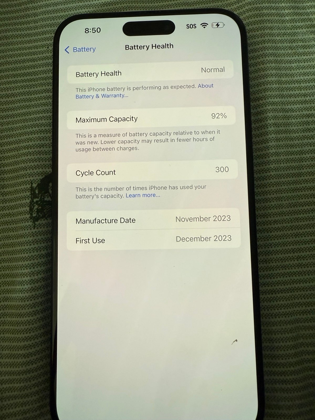 iphone 15 pro max phone unlocked 256 GB 6M29