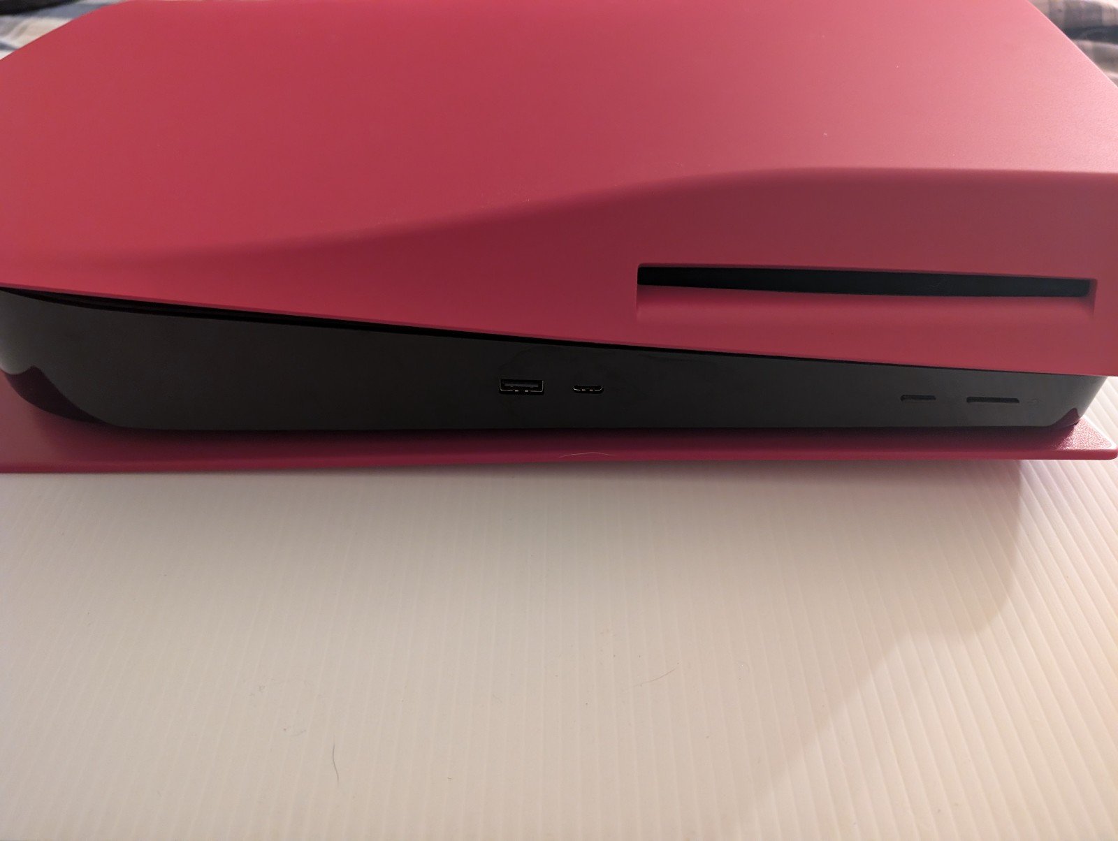 PS5 Console Disc Edition with Red Cover Plates 8H57