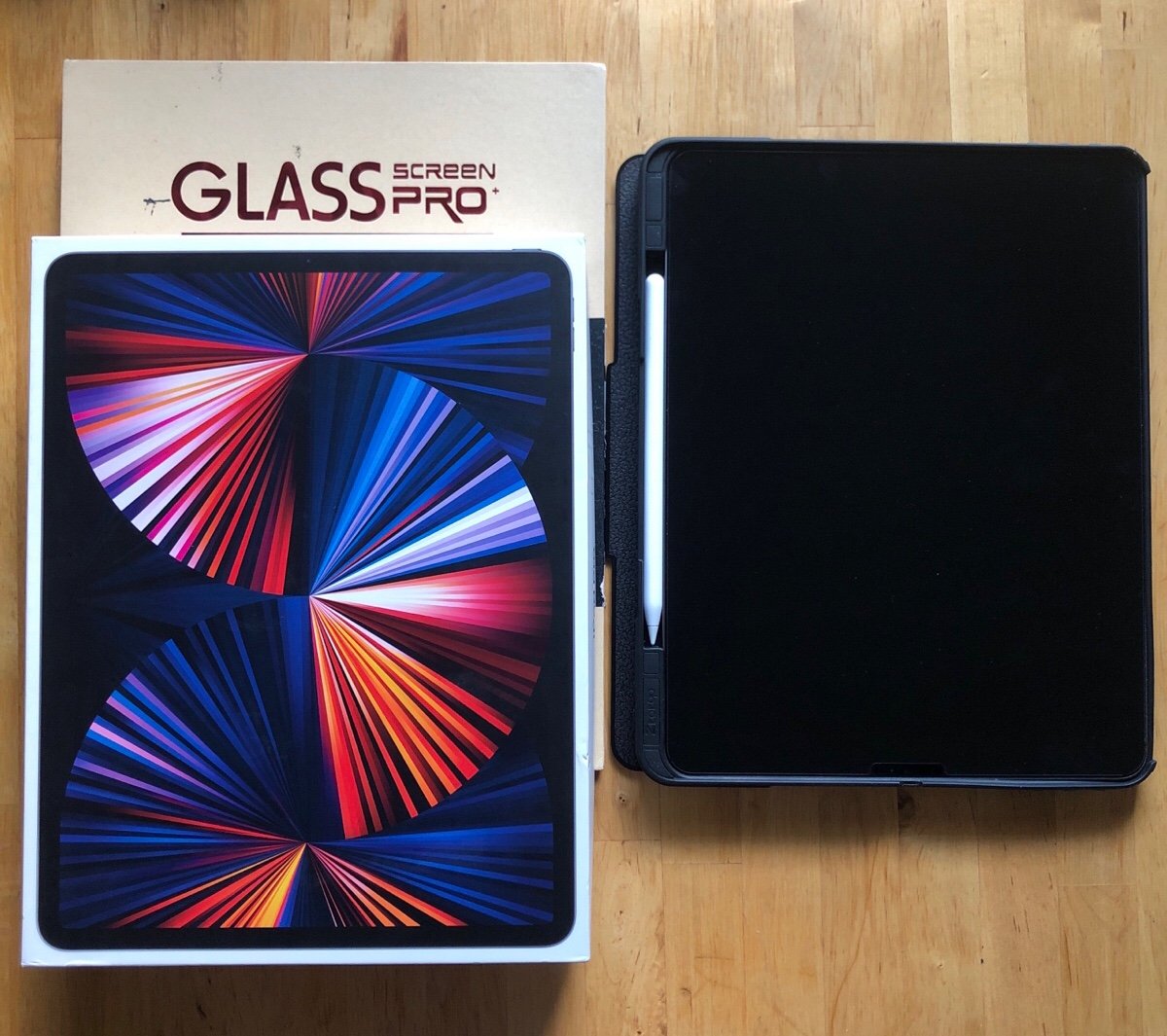 Apple iPad Pro 5th Generation 12.9-inch 256GB WIFI with Apple pencil 2nd 1M21