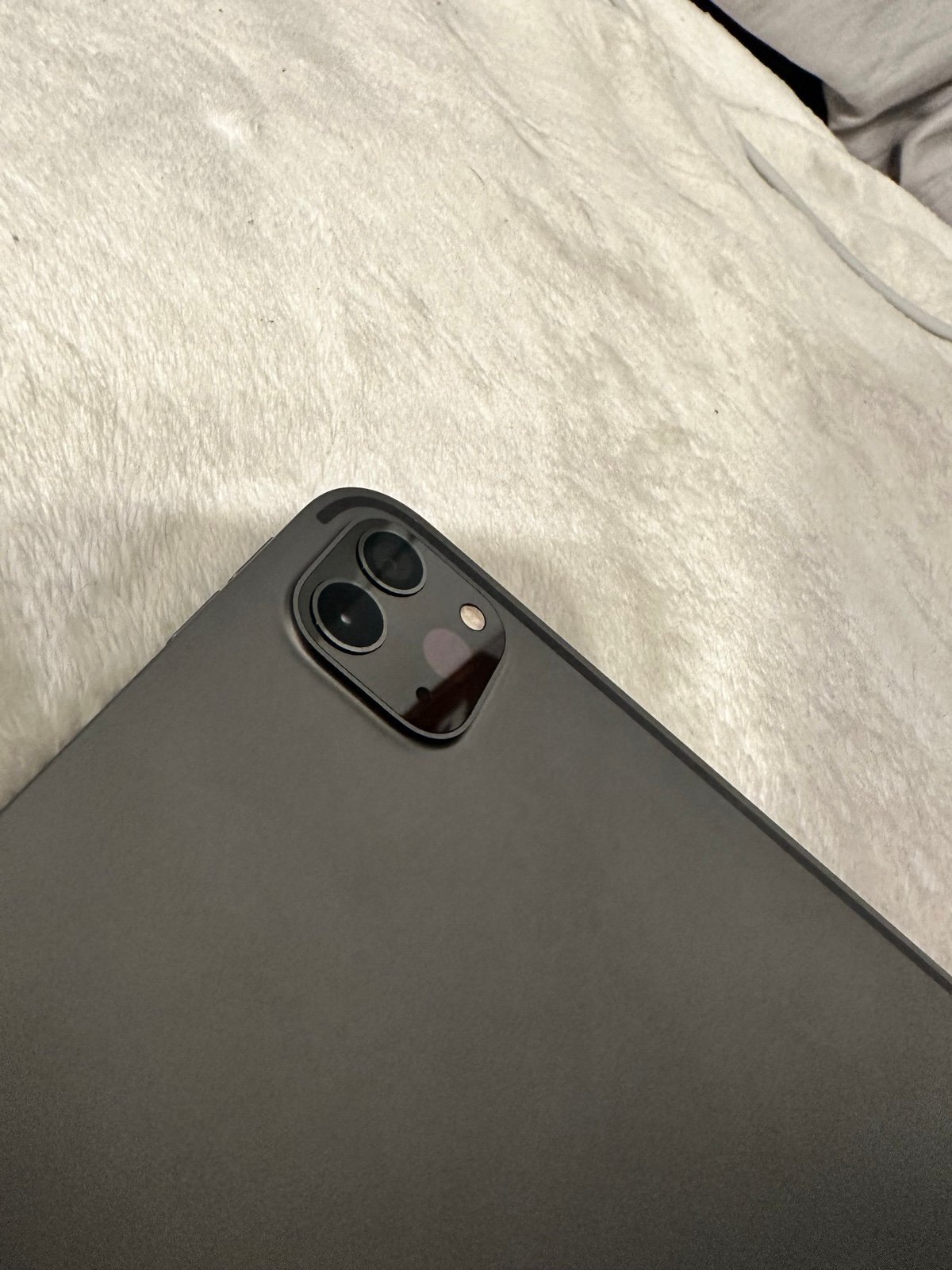 iPad Pro 3rd generation Space Gray 2O78