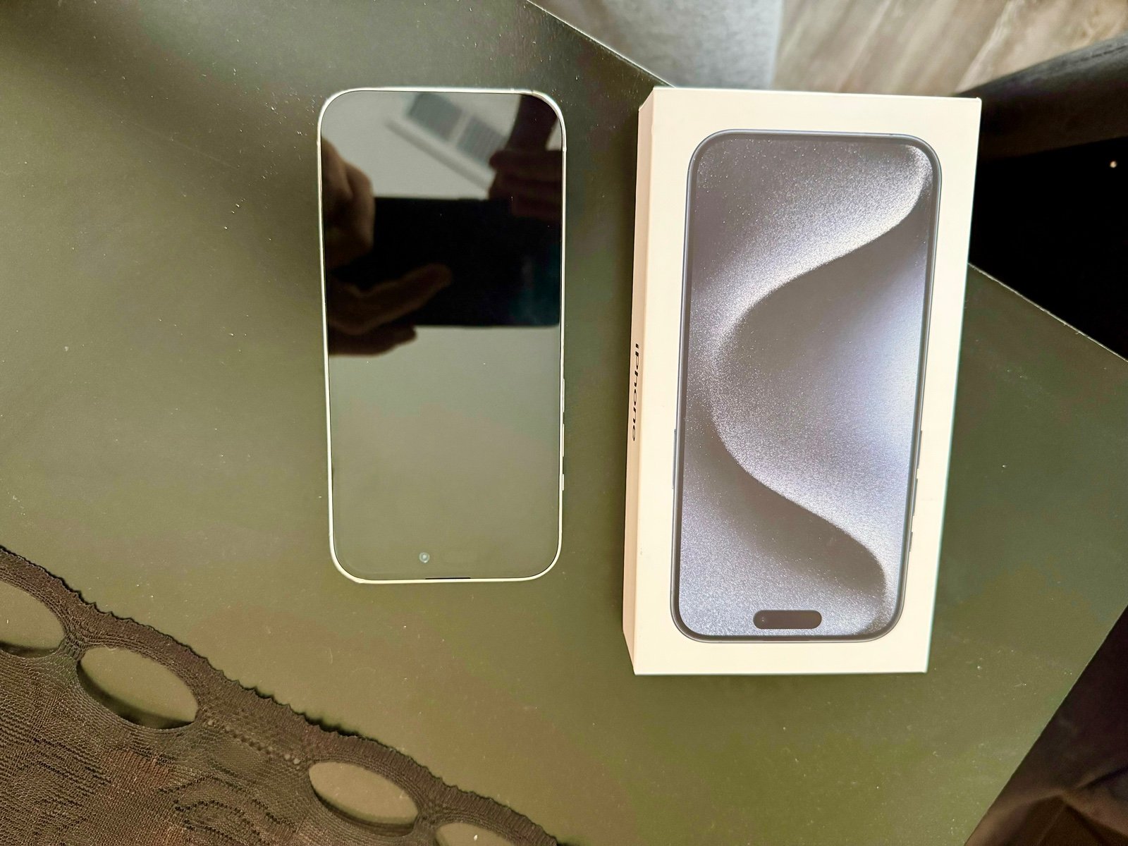 TMobile iPhone 14 Pro 128 GB silver/white LIKE NEW GREAT SHAPE 3K92